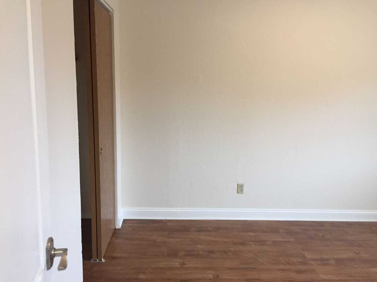 193 Palace Cir #C4 - Photo 7 of 16