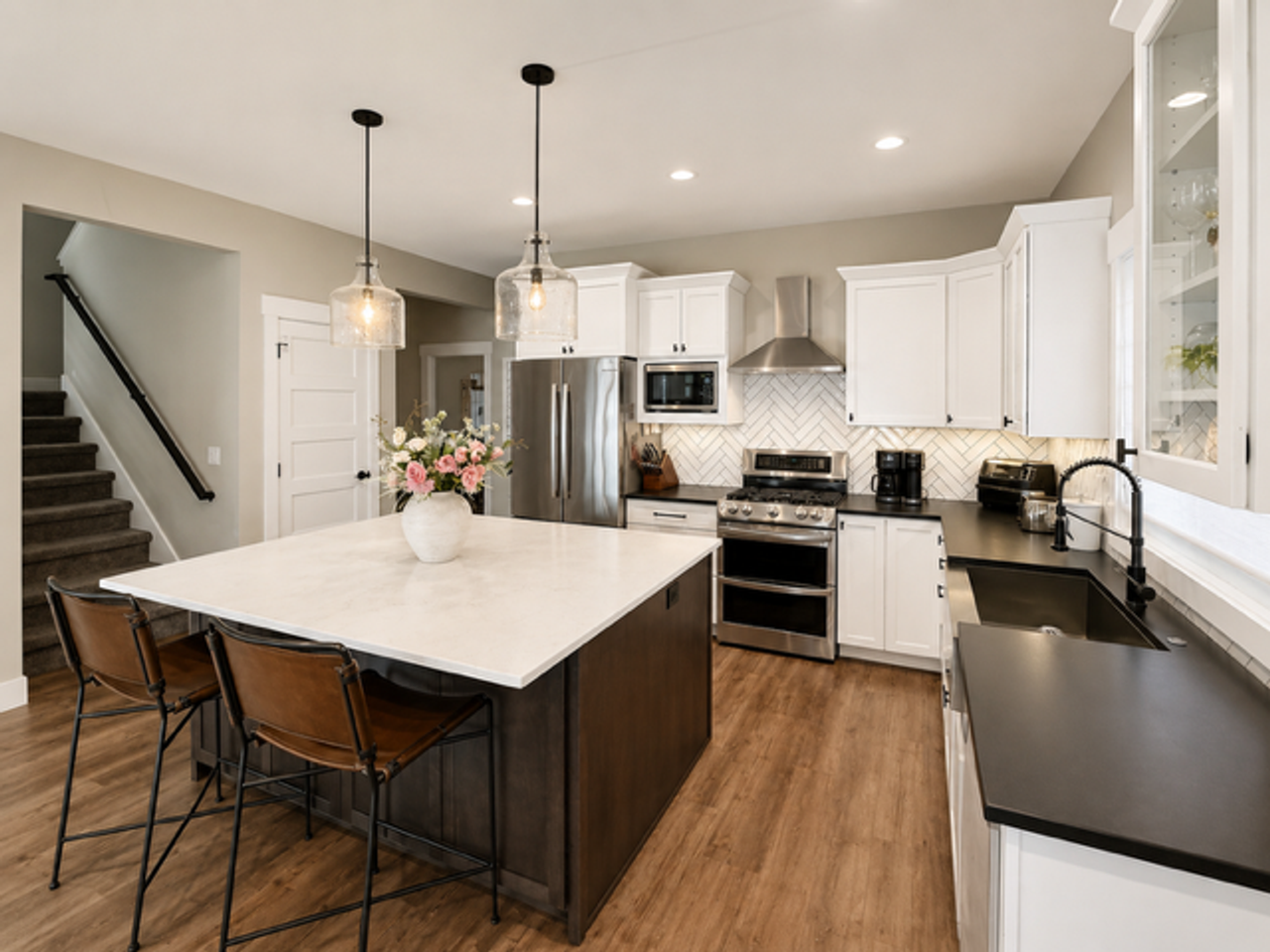 1510 E Garden Ave - Photo 5 of 32