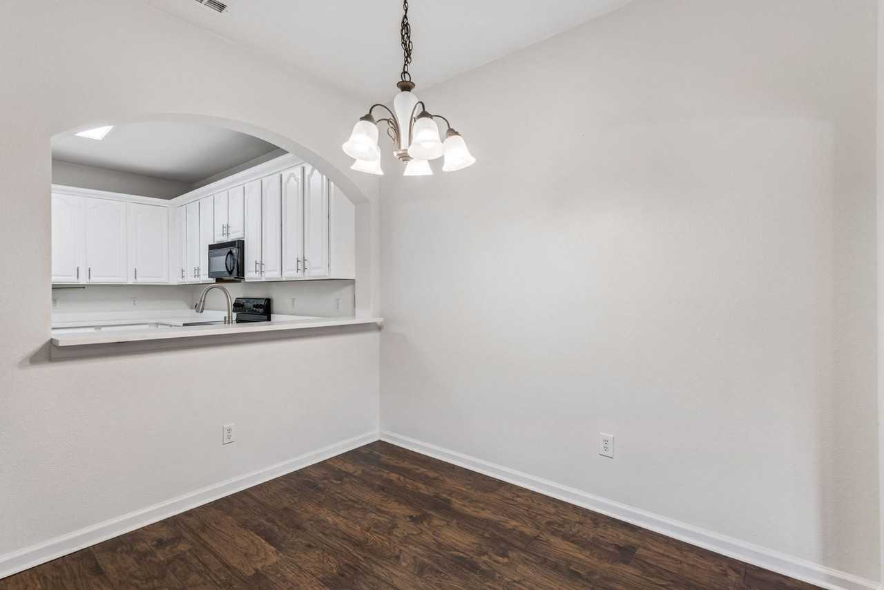 16076 Old Ash Loop - Photo 6 of 24