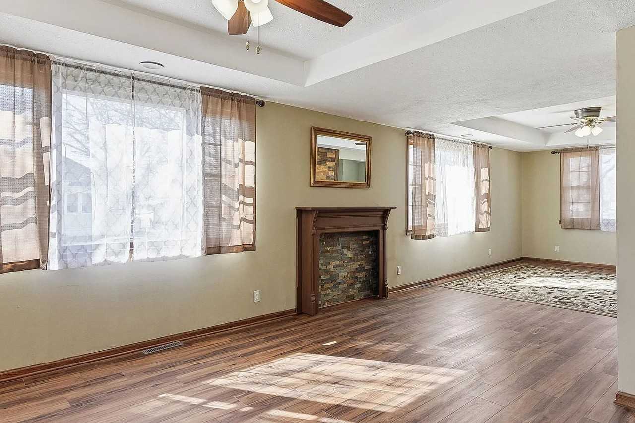 1620 S 9th St - Photo 6 of 50