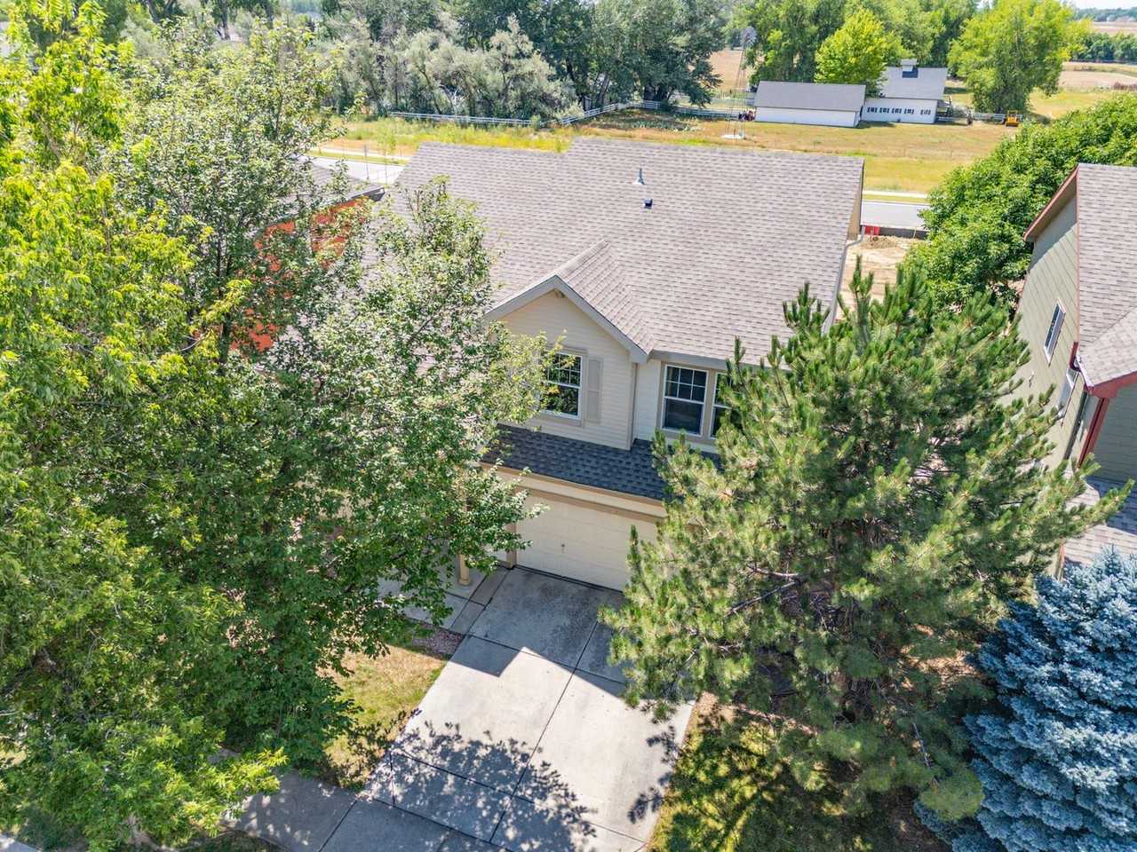 2021 Falcon Ridge Dr - Photo 3 of 37