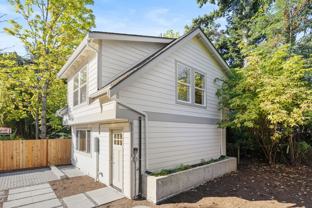9545 Wallingford Ave N - Photo 1 of 1