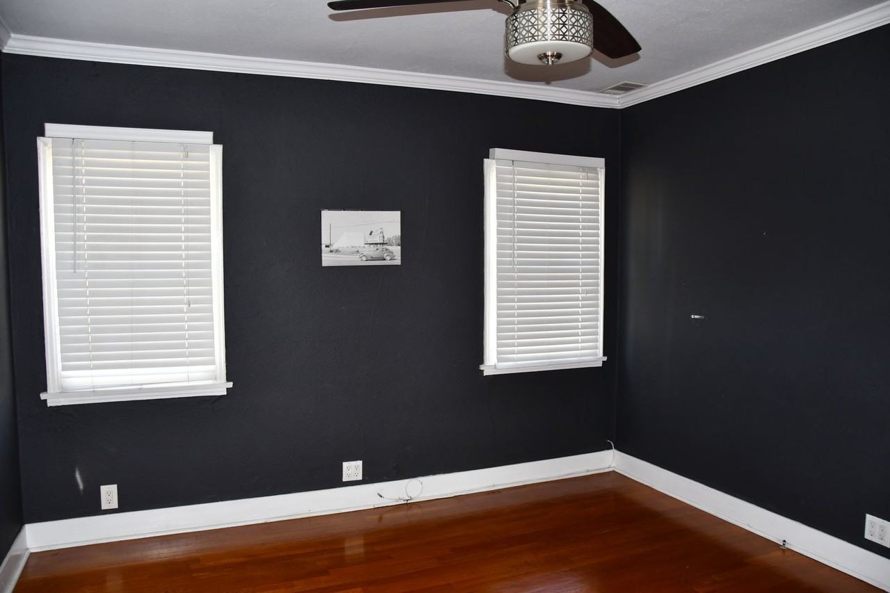 629 W Culver Ave - Photo 4 of 50