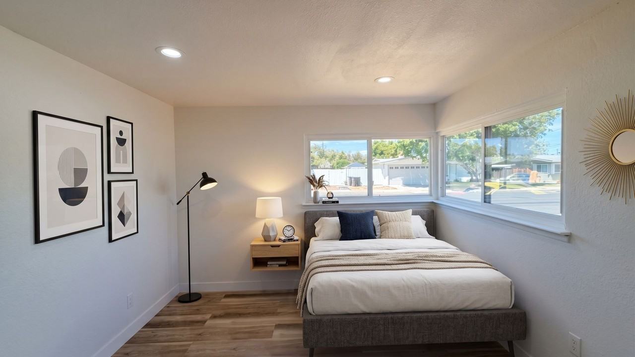 2748 Eastgate Ave - Photo 6 of 15