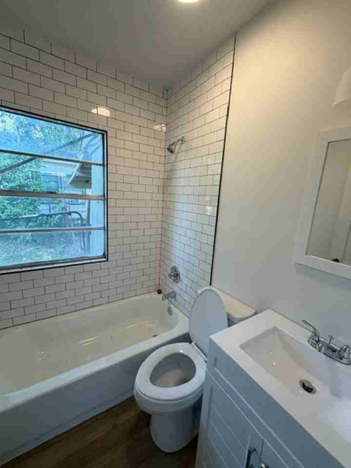 540 Dunbar St - Photo 5 of 8