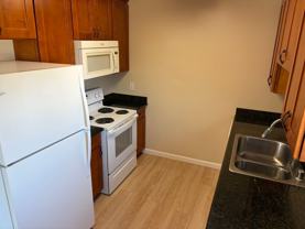 400 - 1616 Queen Charlotte Dr - Photo 1 of 1
