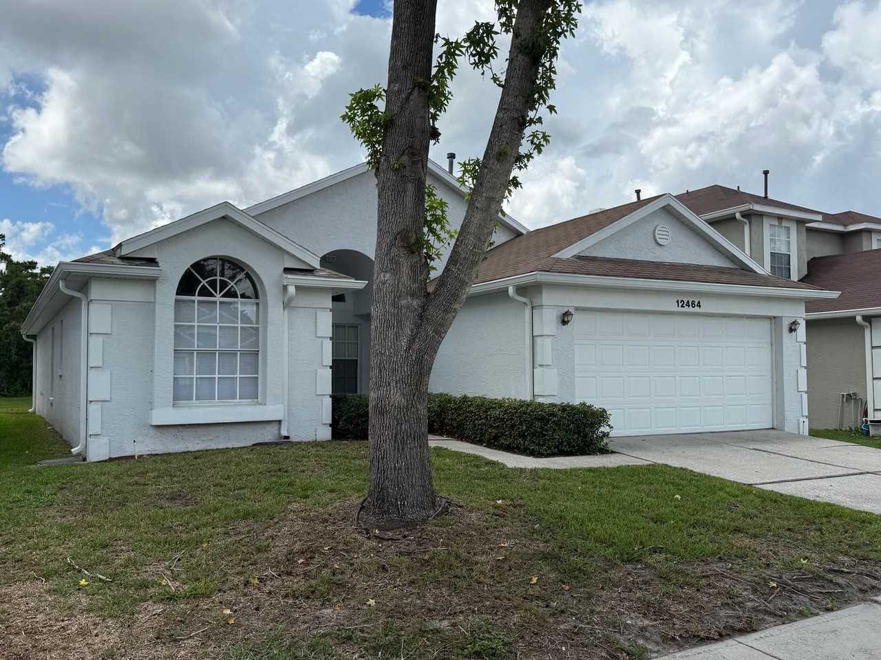 12464 Castlemain Trl - Photo 2 of 48