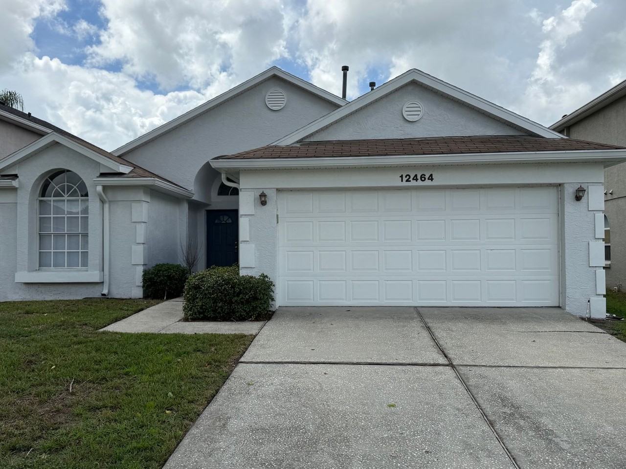 12464 Castlemain Trl - Photo 4 of 48