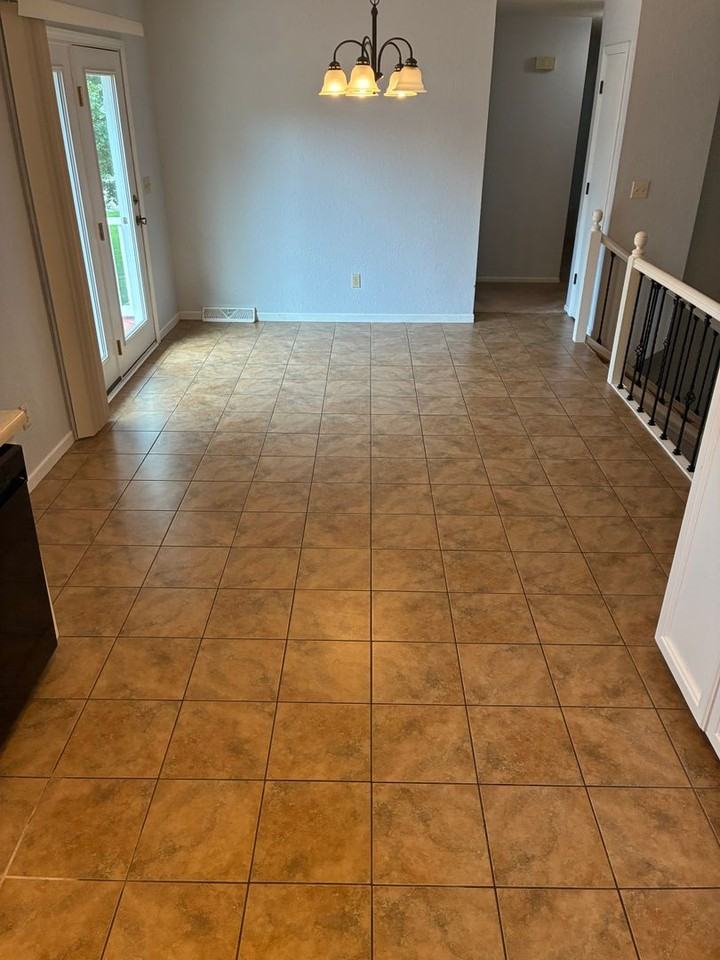 1823 Cedar Ridge Rd - Photo 5 of 19