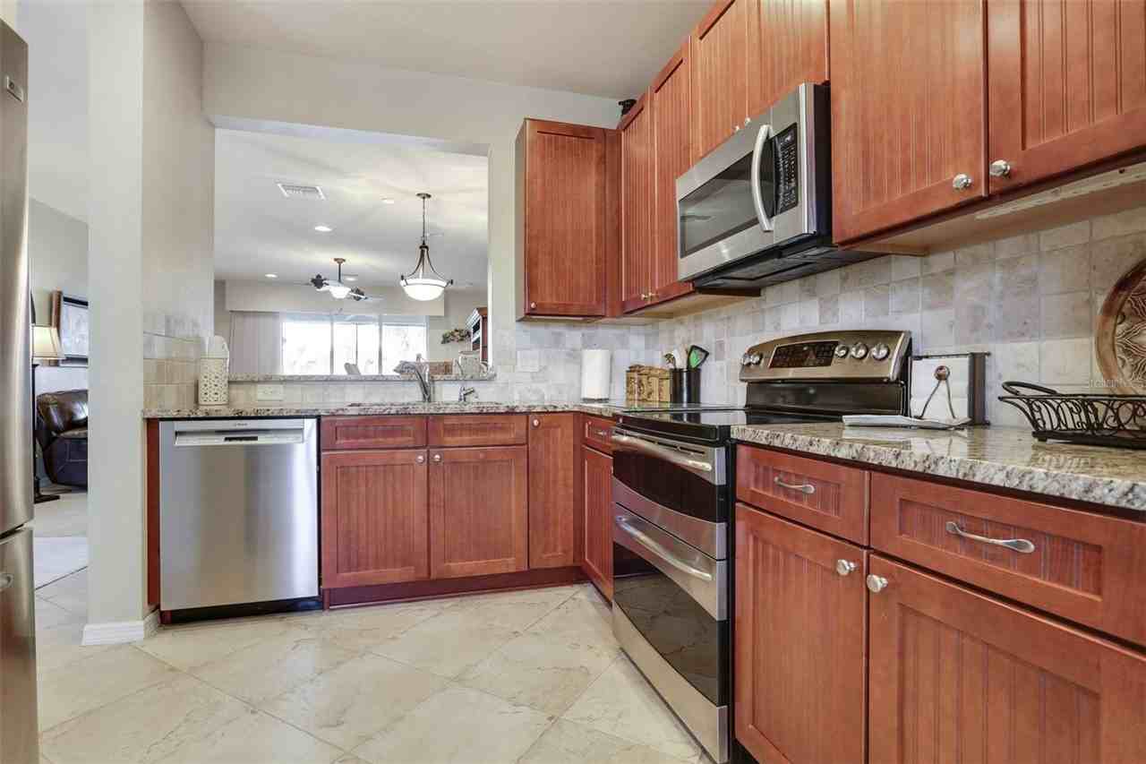 16172 Amethyst Key Dr - Photo 5 of 26