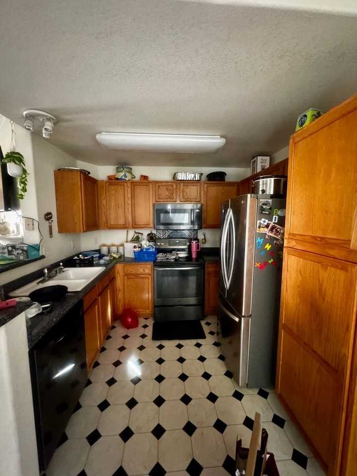 3750 Penny Pt #C - Photo 6 of 13