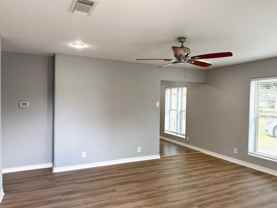 5214 Lane St - Photo 1 of 1