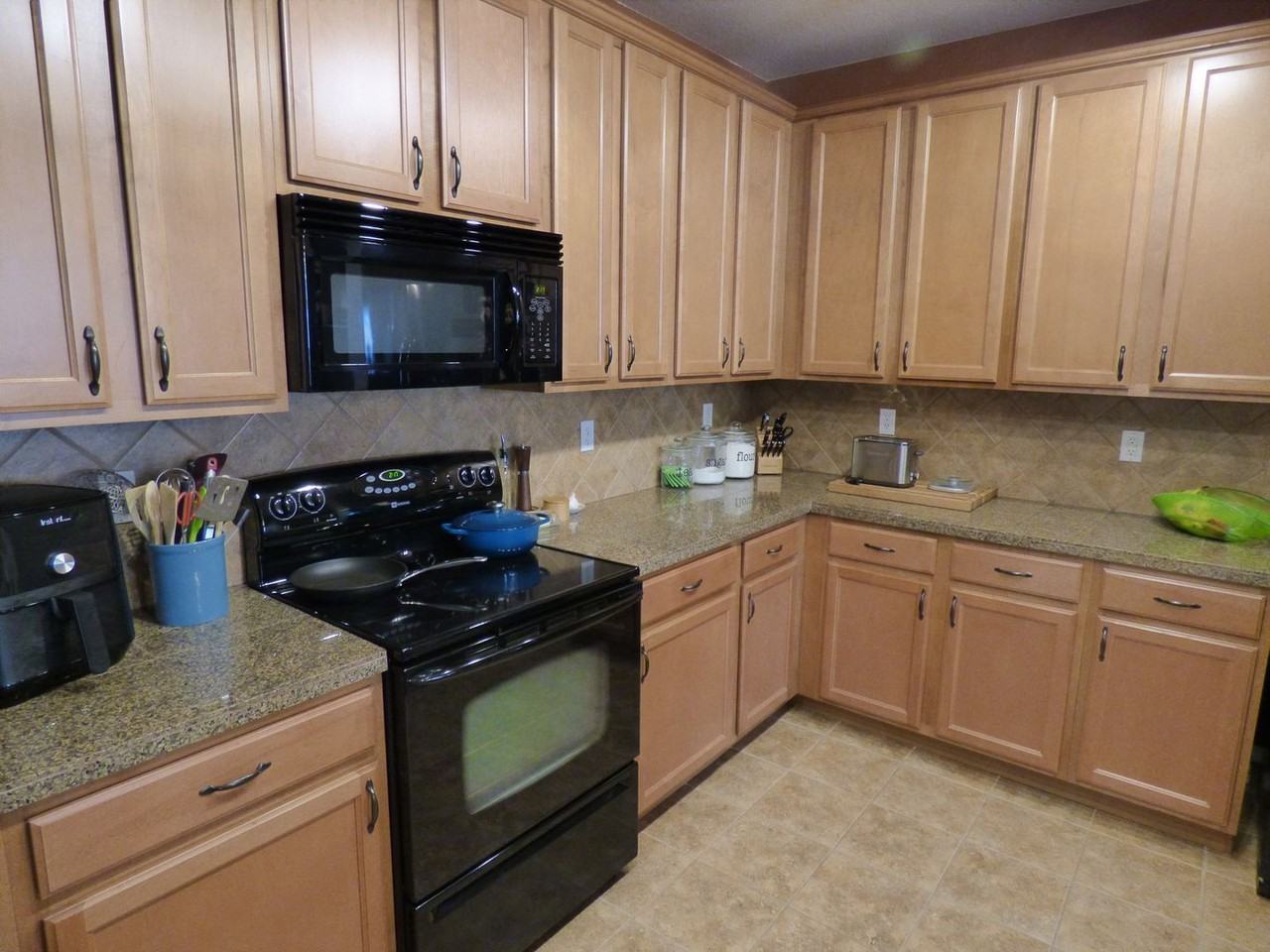 15470 Canyon Rim Dr #308 - Photo 5 of 33