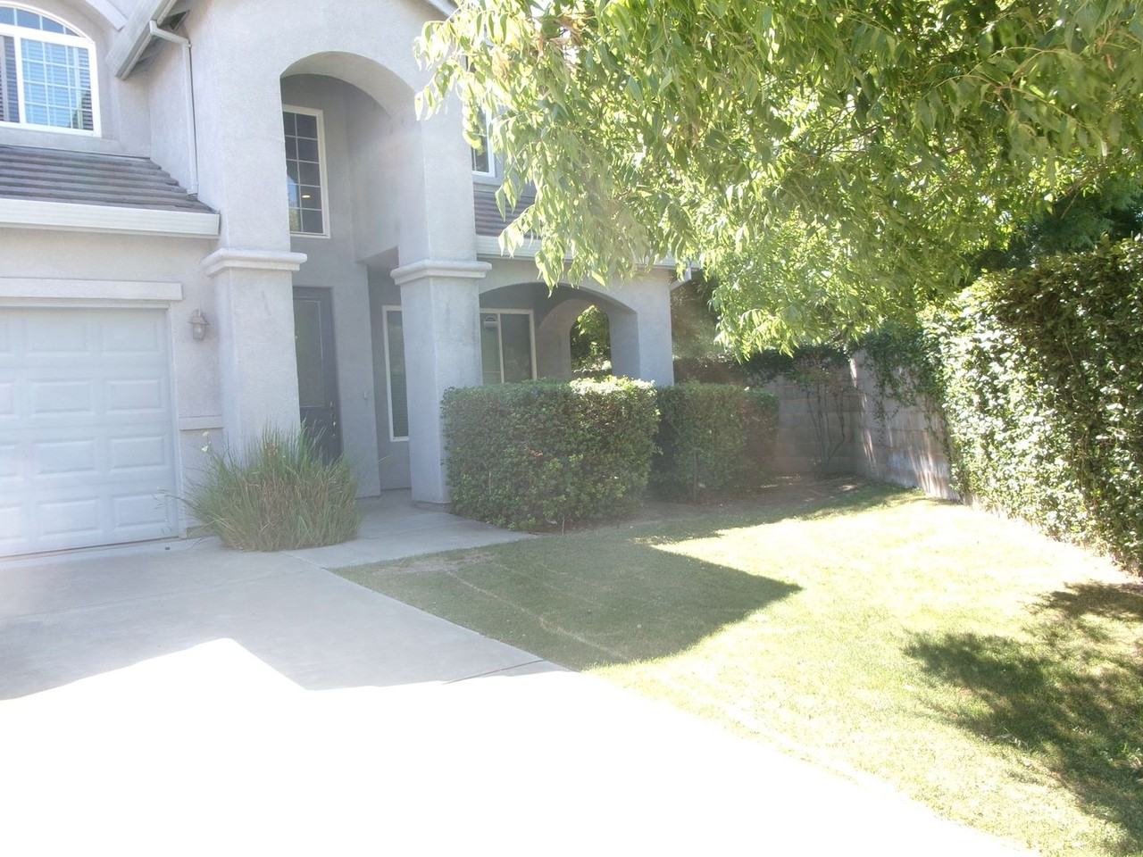 10308 Galveston Way - Photo 2 of 16