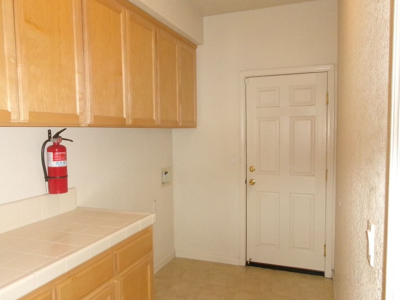 10308 Galveston Way - Photo 7 of 16
