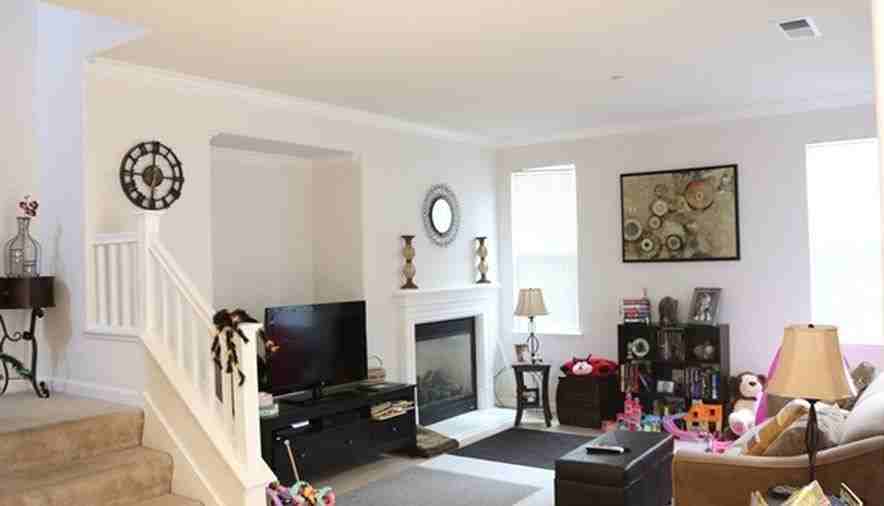 7861 Dickens Way - Photo 7 of 21