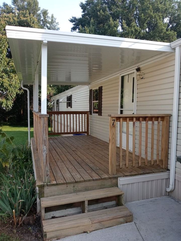 7 Locust Ln - Photo 2 of 8
