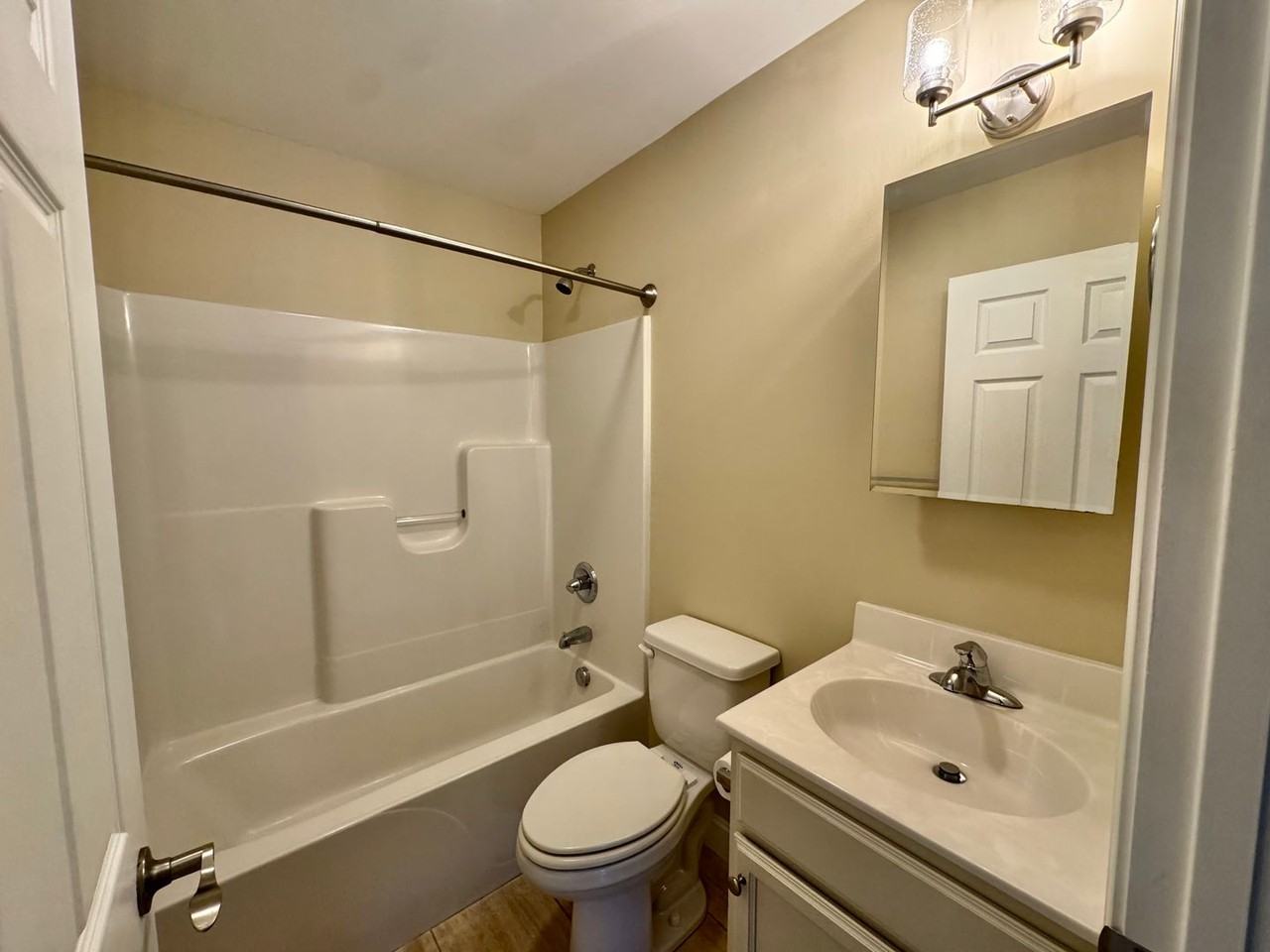 106 S Anderson St - Photo 6 of 14