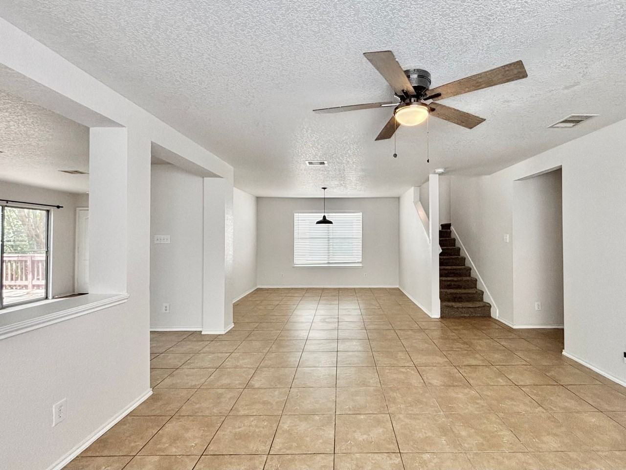 5559 Spring Walk - Photo 3 of 19