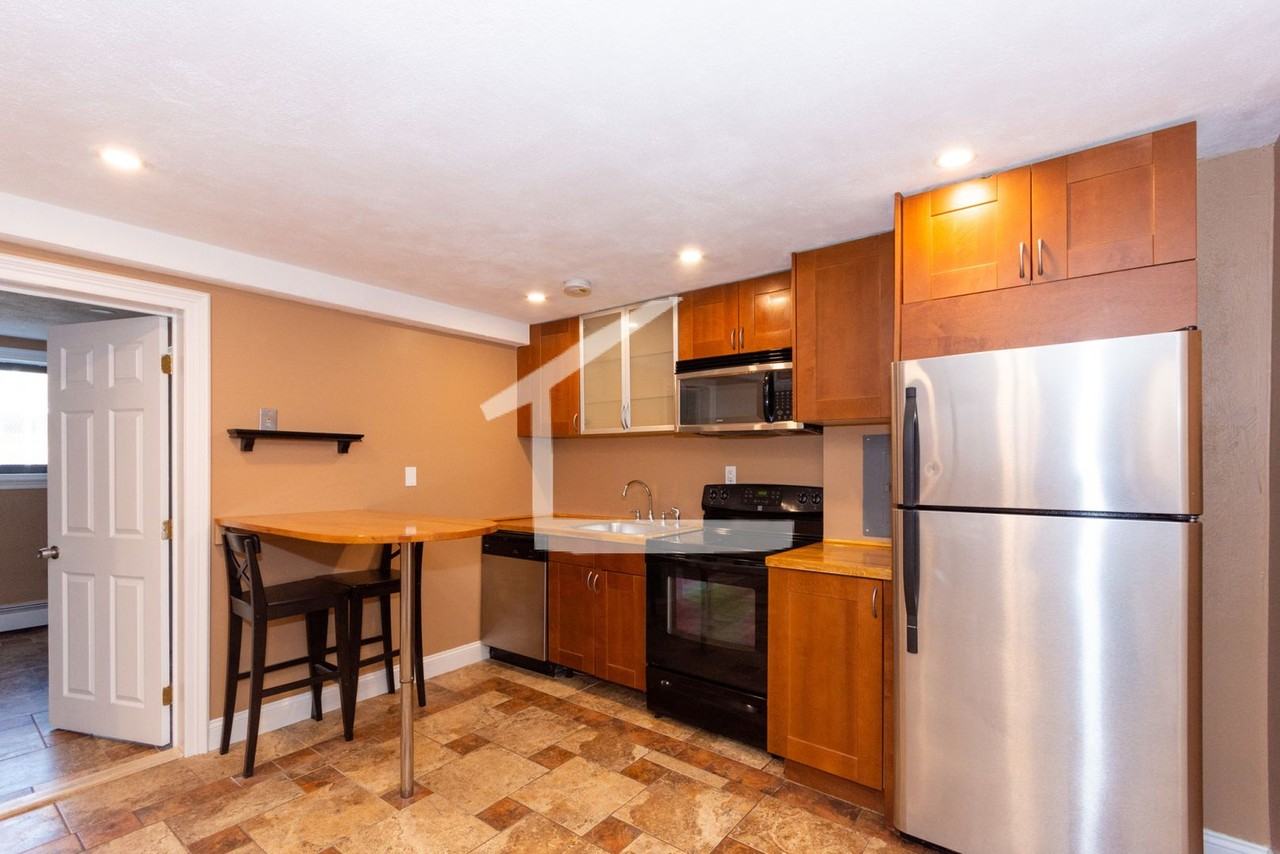 47 Gardner St - Photo 7 of 7