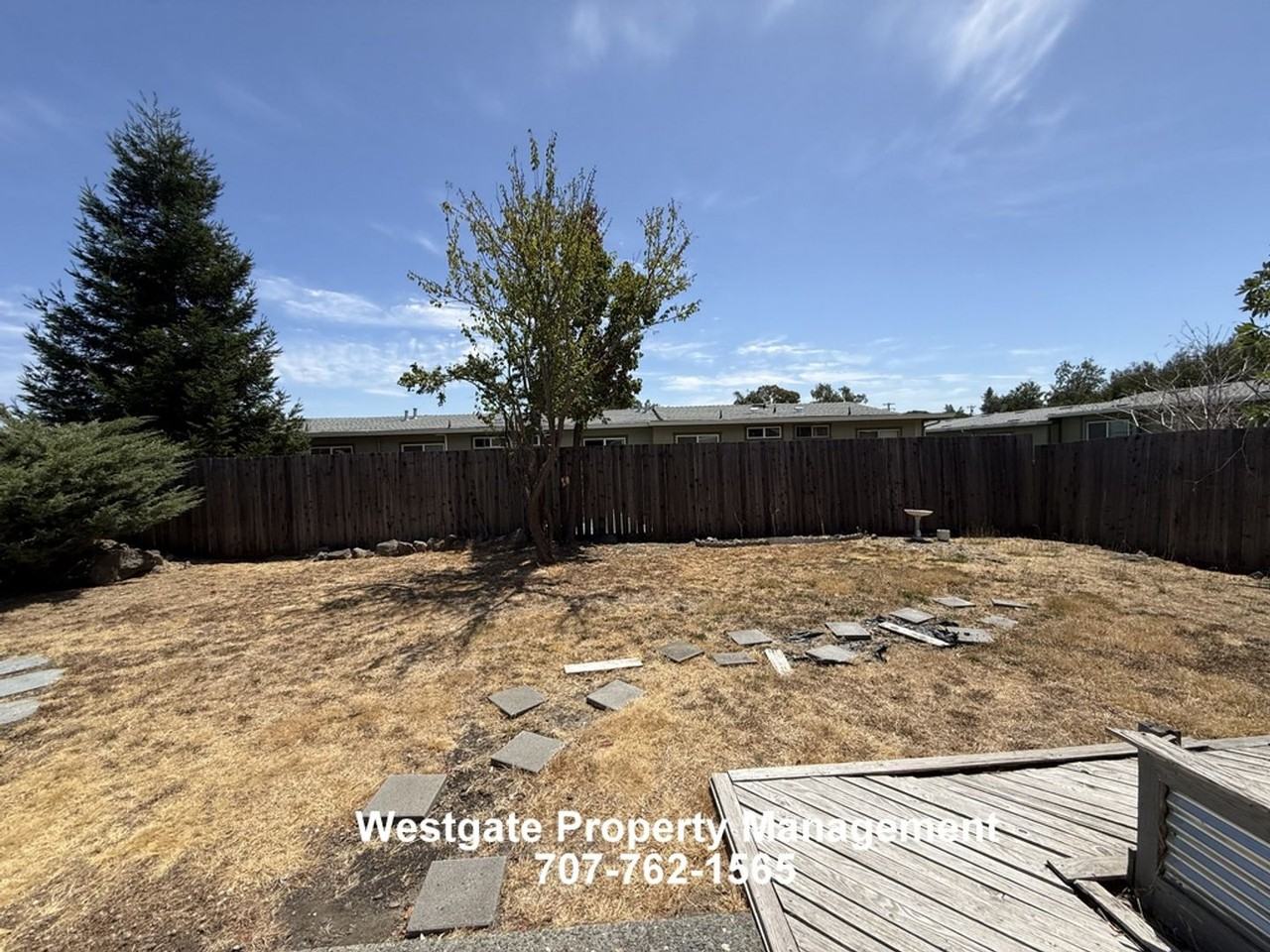 327 Bassett St #C - Photo 3 of 13