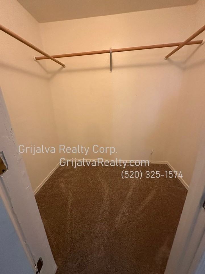 6850 E Lurlene Dr - Photo 6 of 11