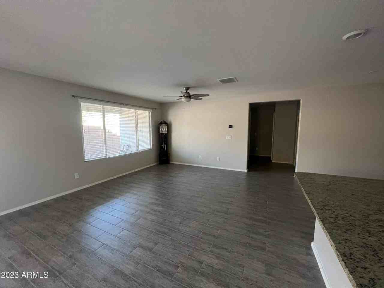 1144 S Sawyer - Photo 7 of 23