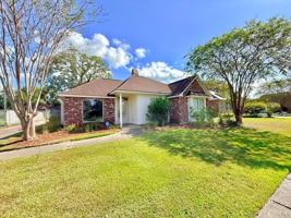 featured image of 12483 Fairhope Way