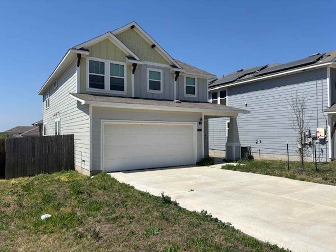 404 Black Opal Dr - Photo 2 of 37