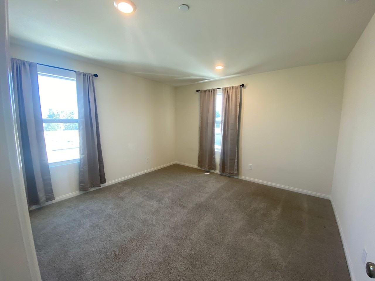 7553 Citrusmoon Ct - Photo 3 of 8