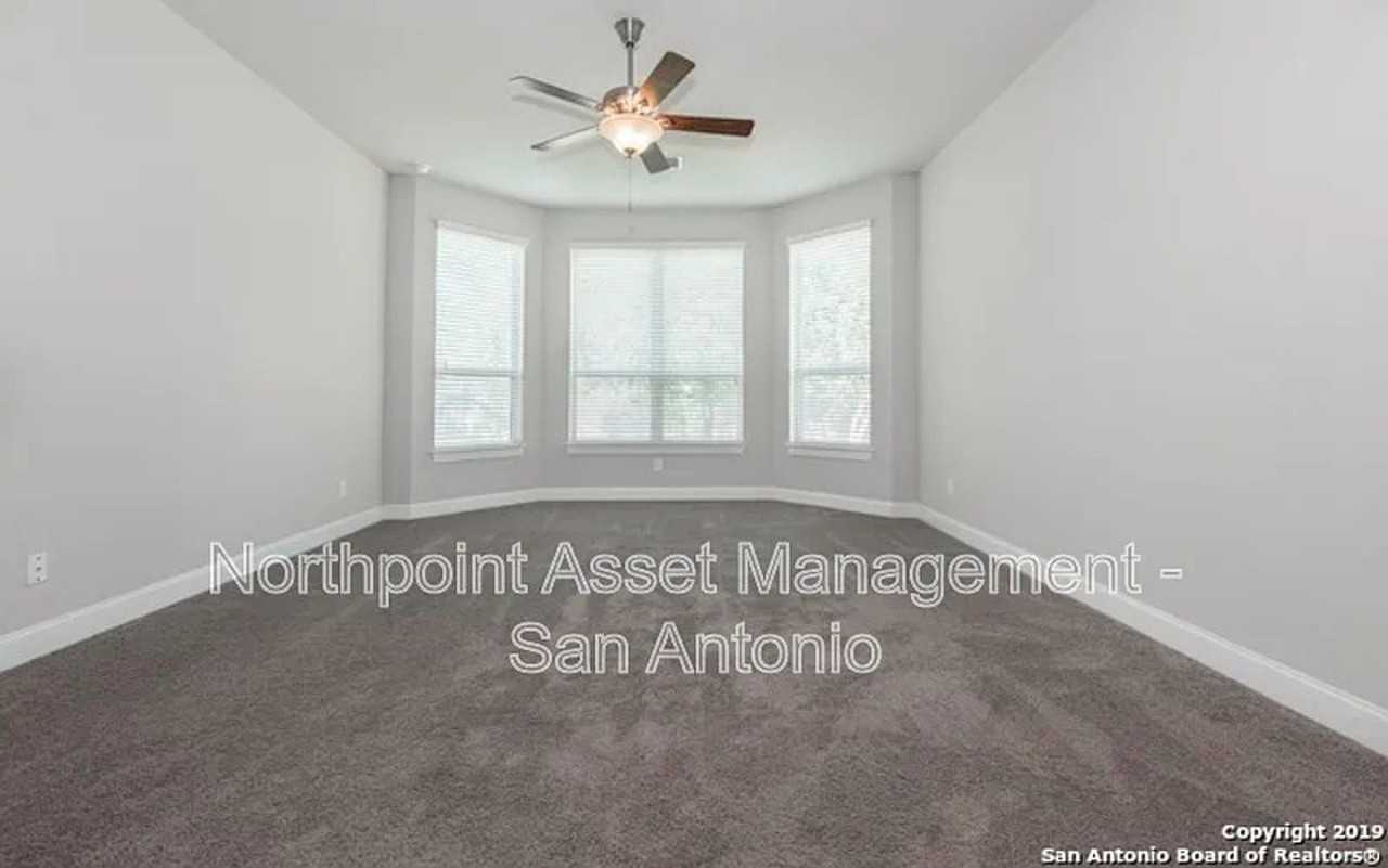 13706 Meadowick Dr - Photo 7 of 21