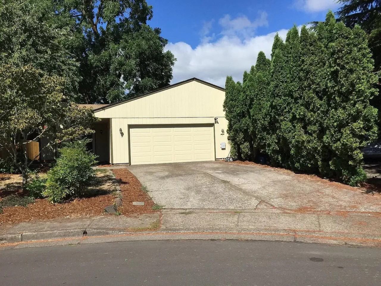 2042 Nw Arthur Pl - Photo 2 of 14