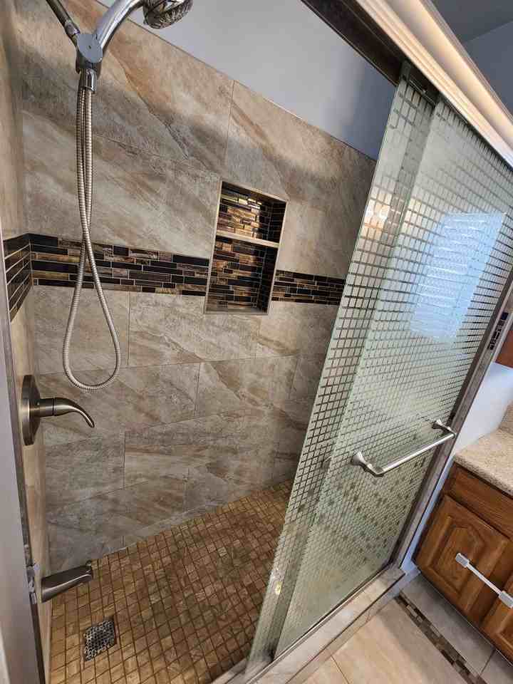 14020 Faust Ave - Photo 6 of 26