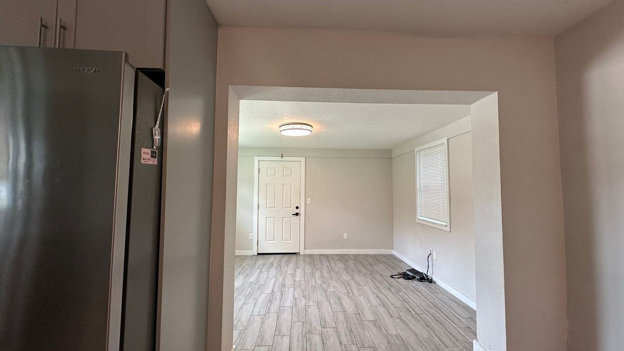 517 San Juan Blvd - Photo 6 of 21