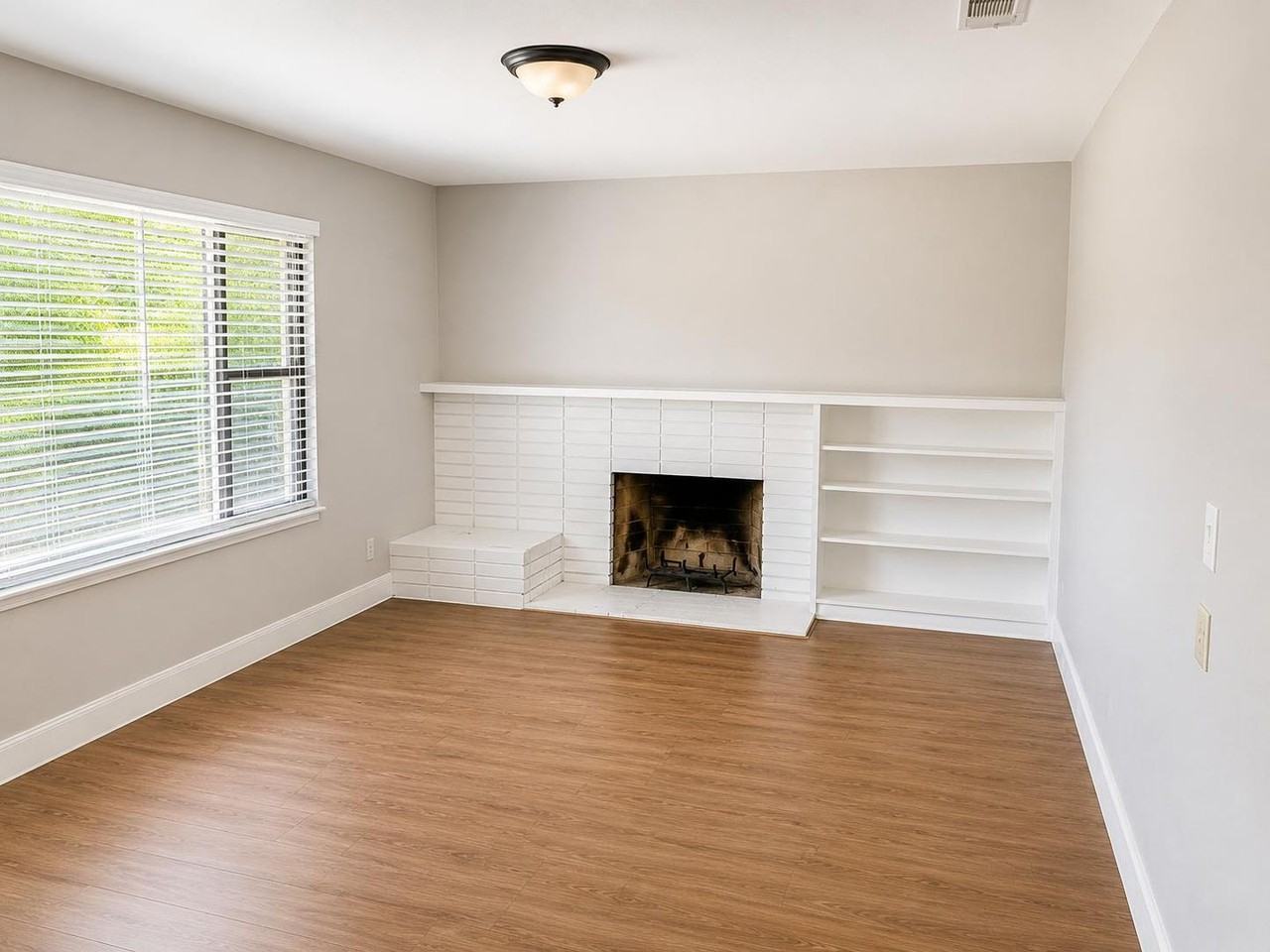 4556 Beechnut Way - Photo 3 of 12