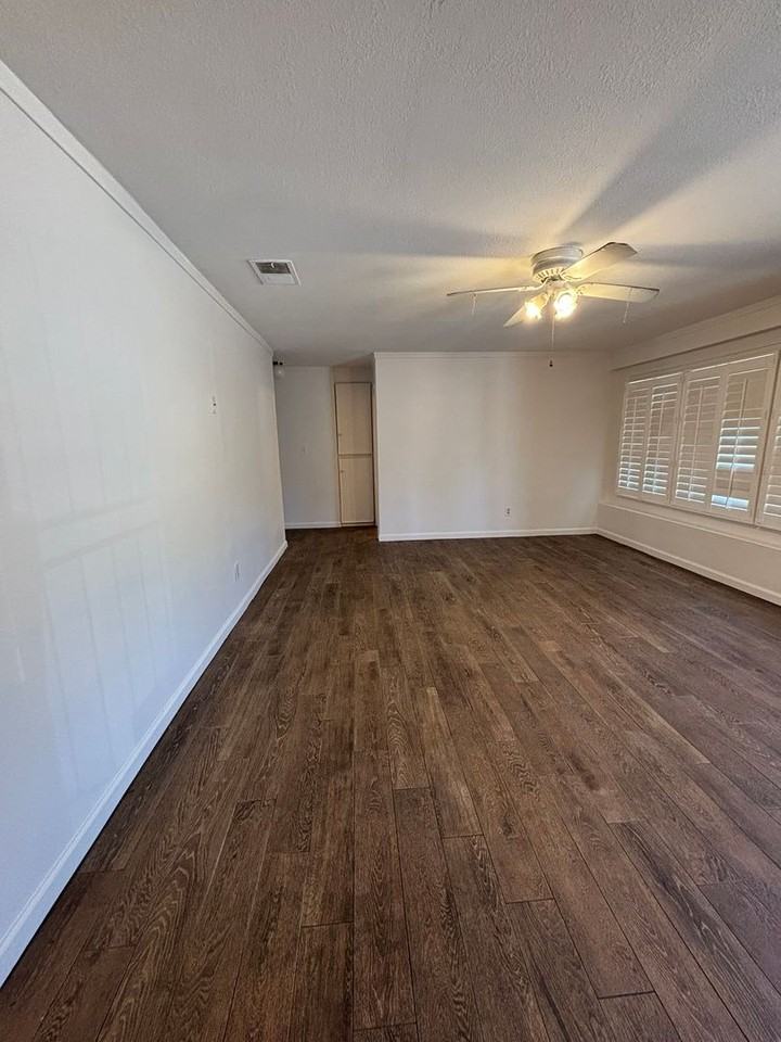 4122 Aragon Dr - Photo 2 of 28