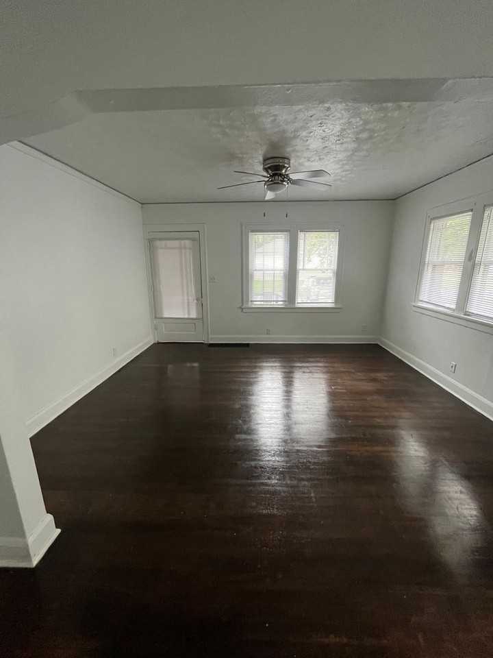 308 N Johnston Ave - Photo 2 of 10