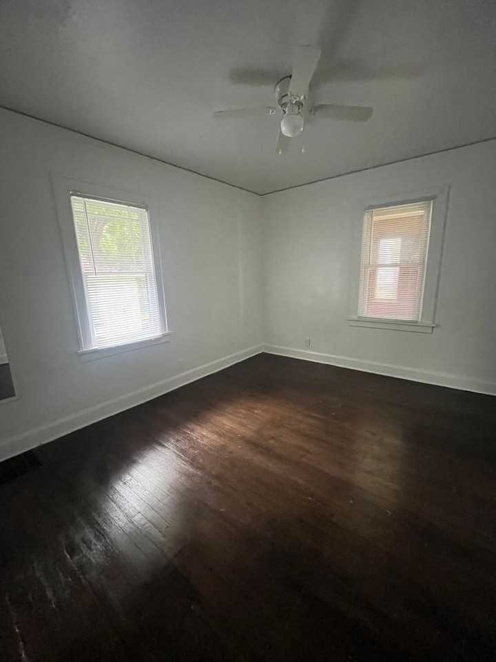 308 N Johnston Ave - Photo 5 of 10