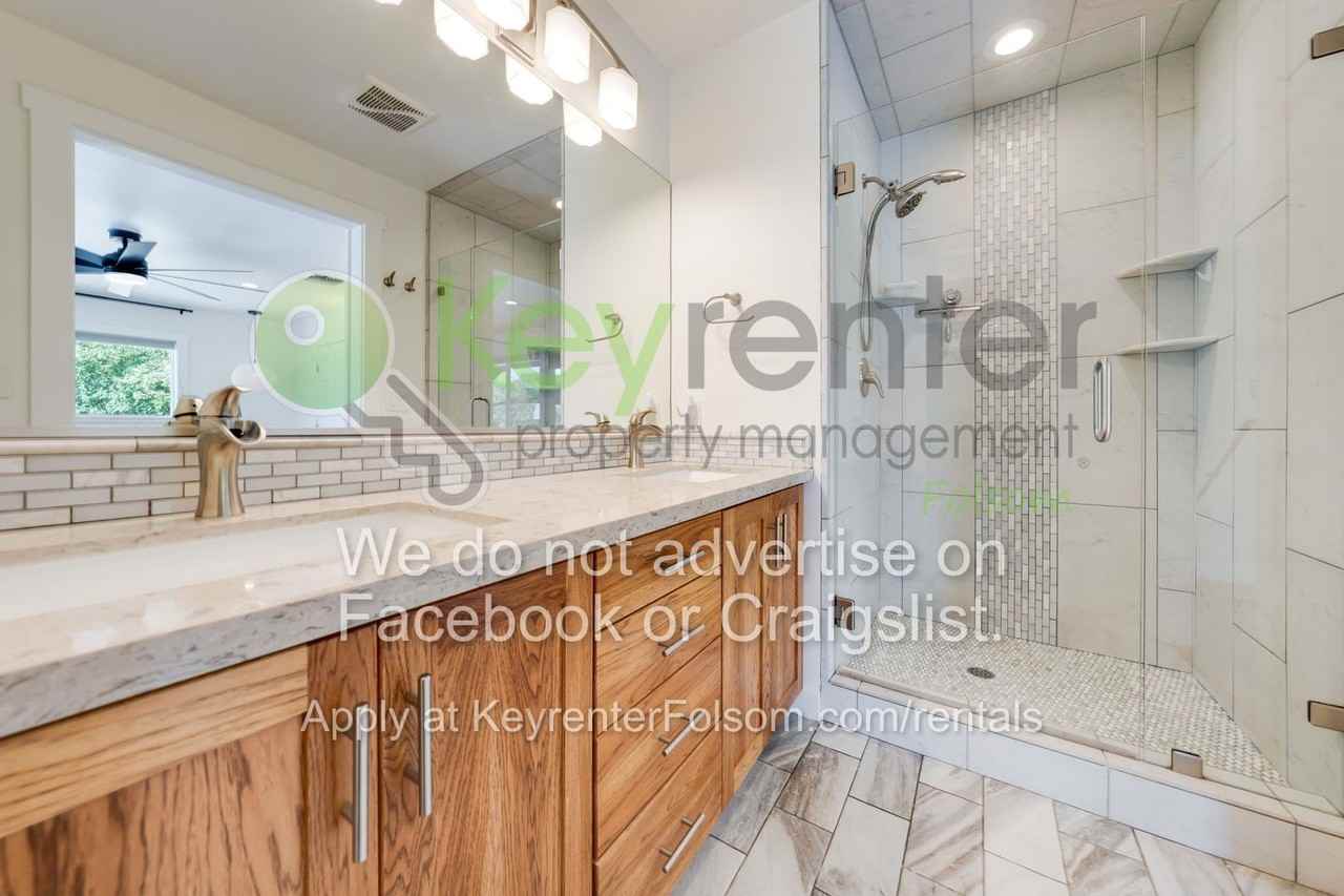 3686 Heady Ct - Photo 3 of 50