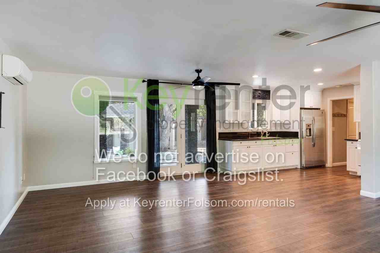 3686 Heady Ct - Photo 4 of 50