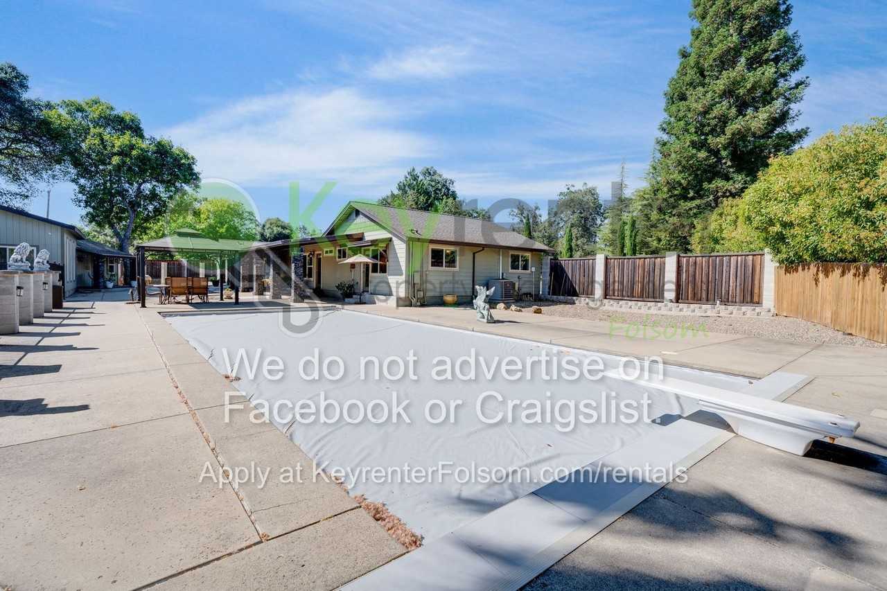 3686 Heady Ct - Photo 5 of 50