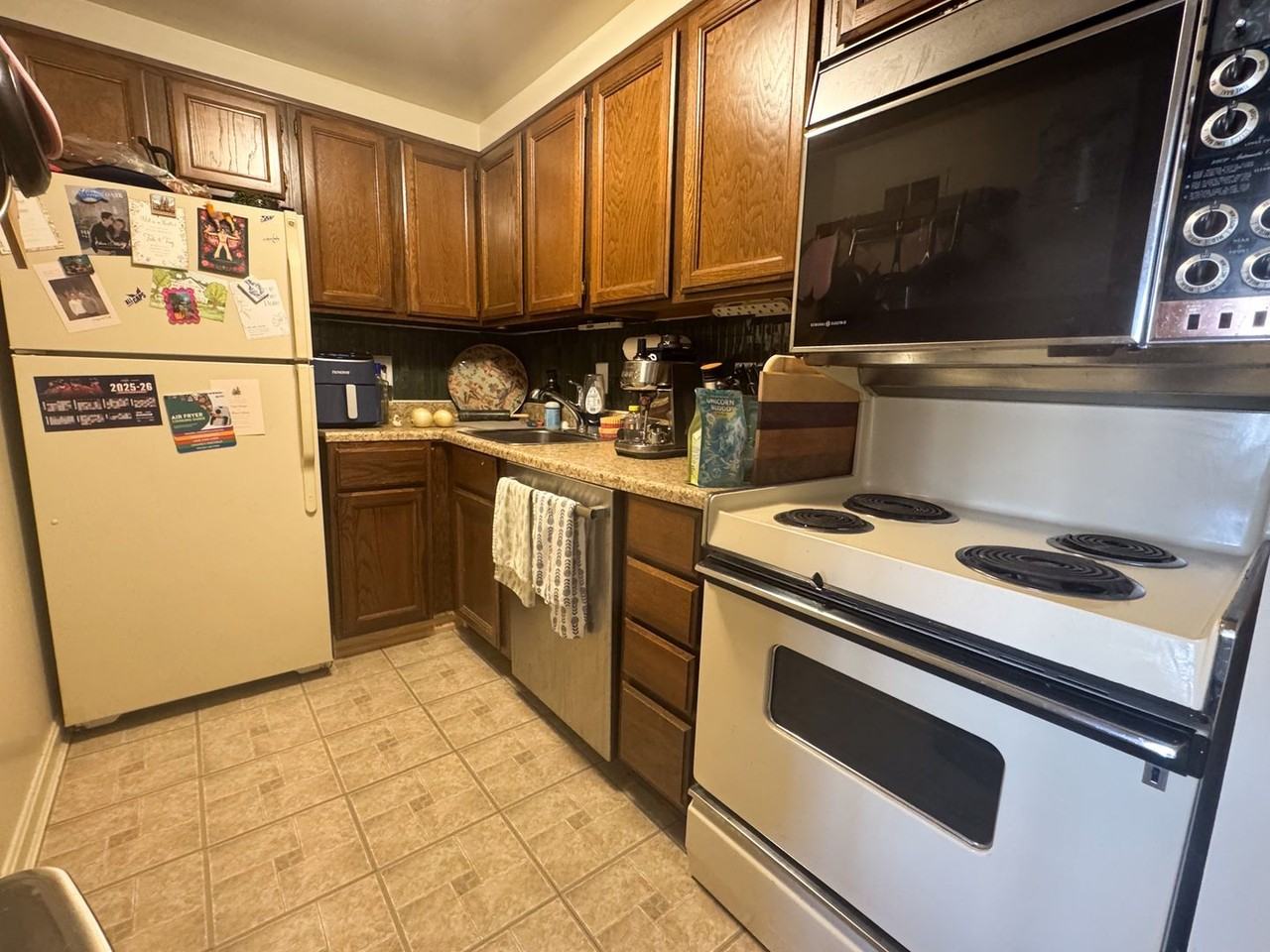 1749 Q St Nw #E - Photo 4 of 8
