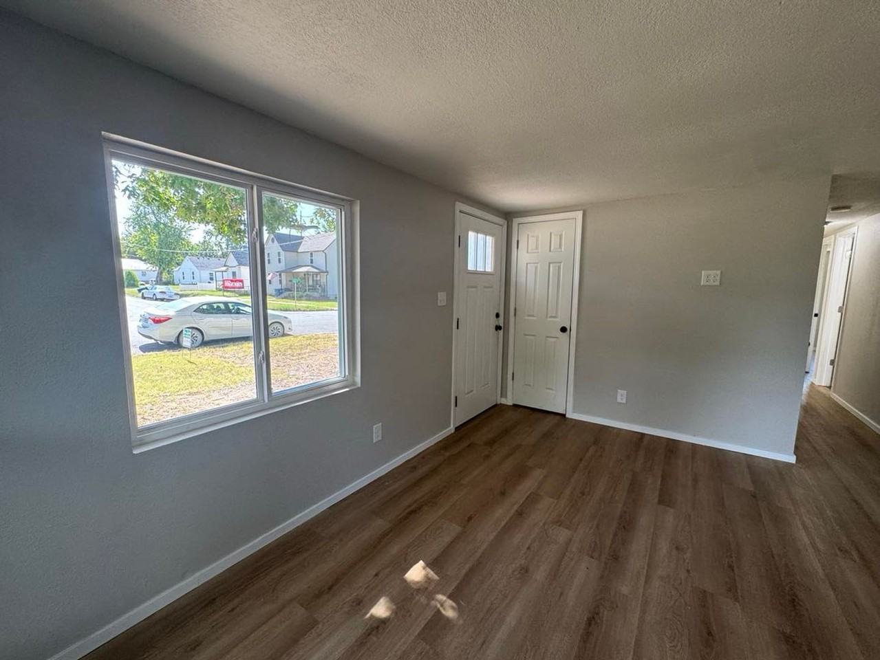 503 S Francis St - Photo 2 of 12