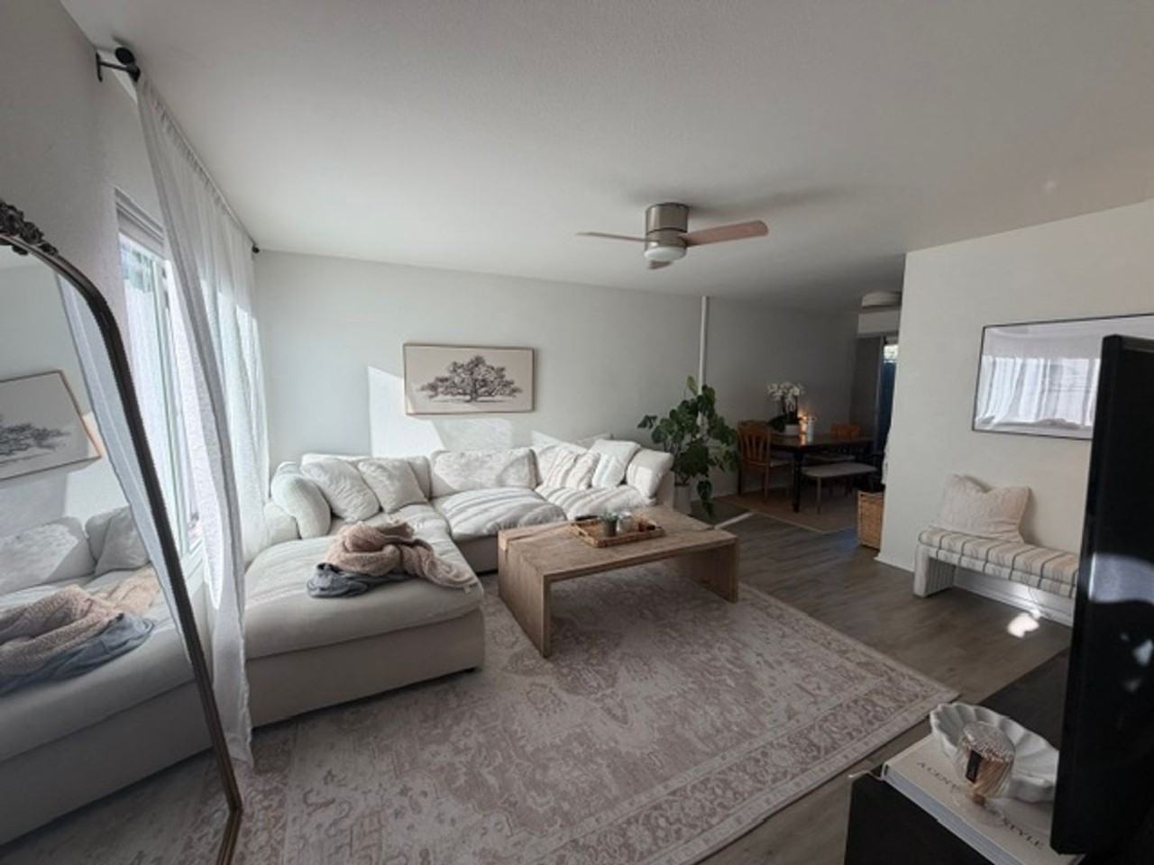 1127 Laurel Ln #57 - Photo 3 of 28