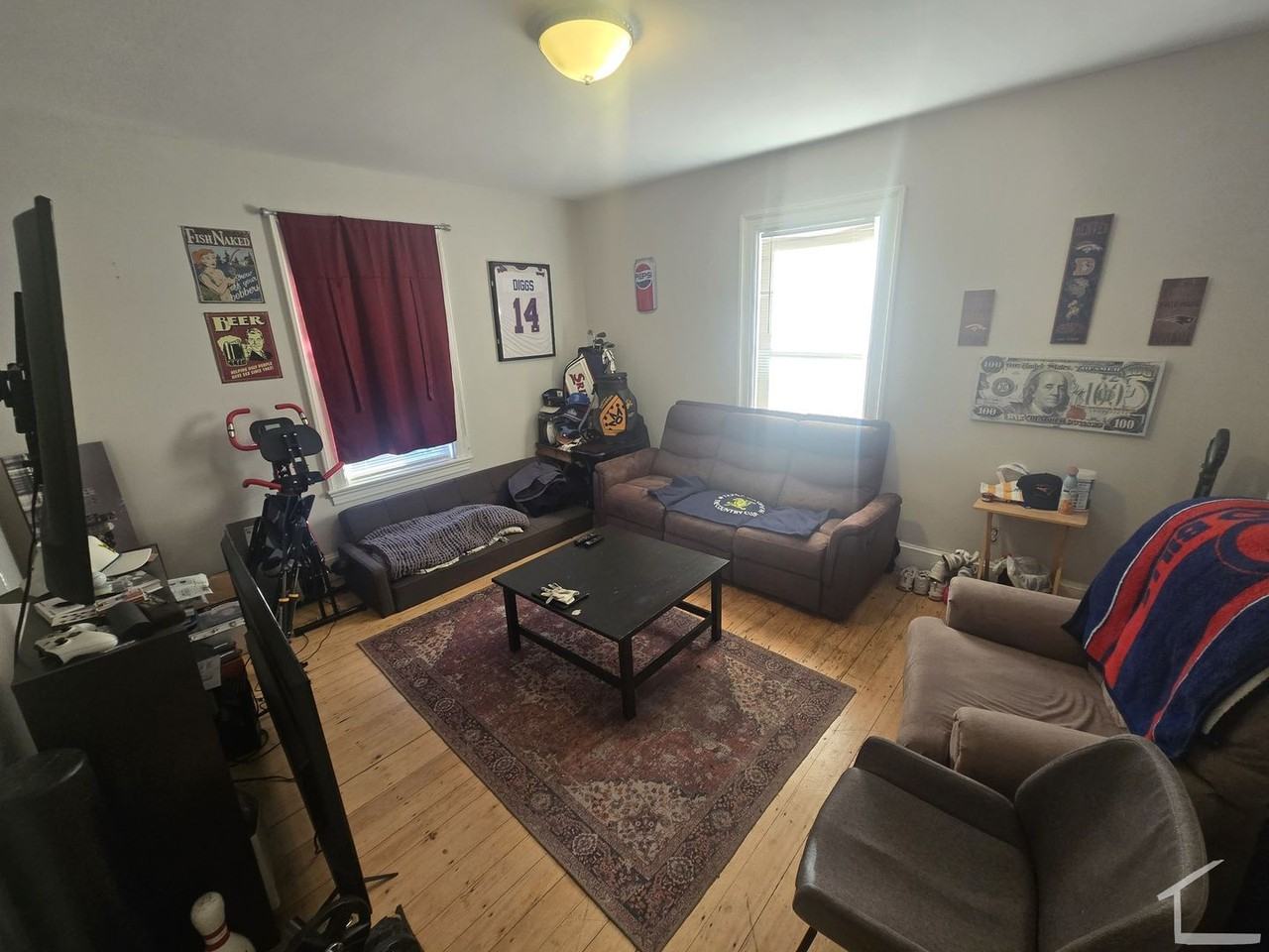 99 Summer St - Photo 3 of 6