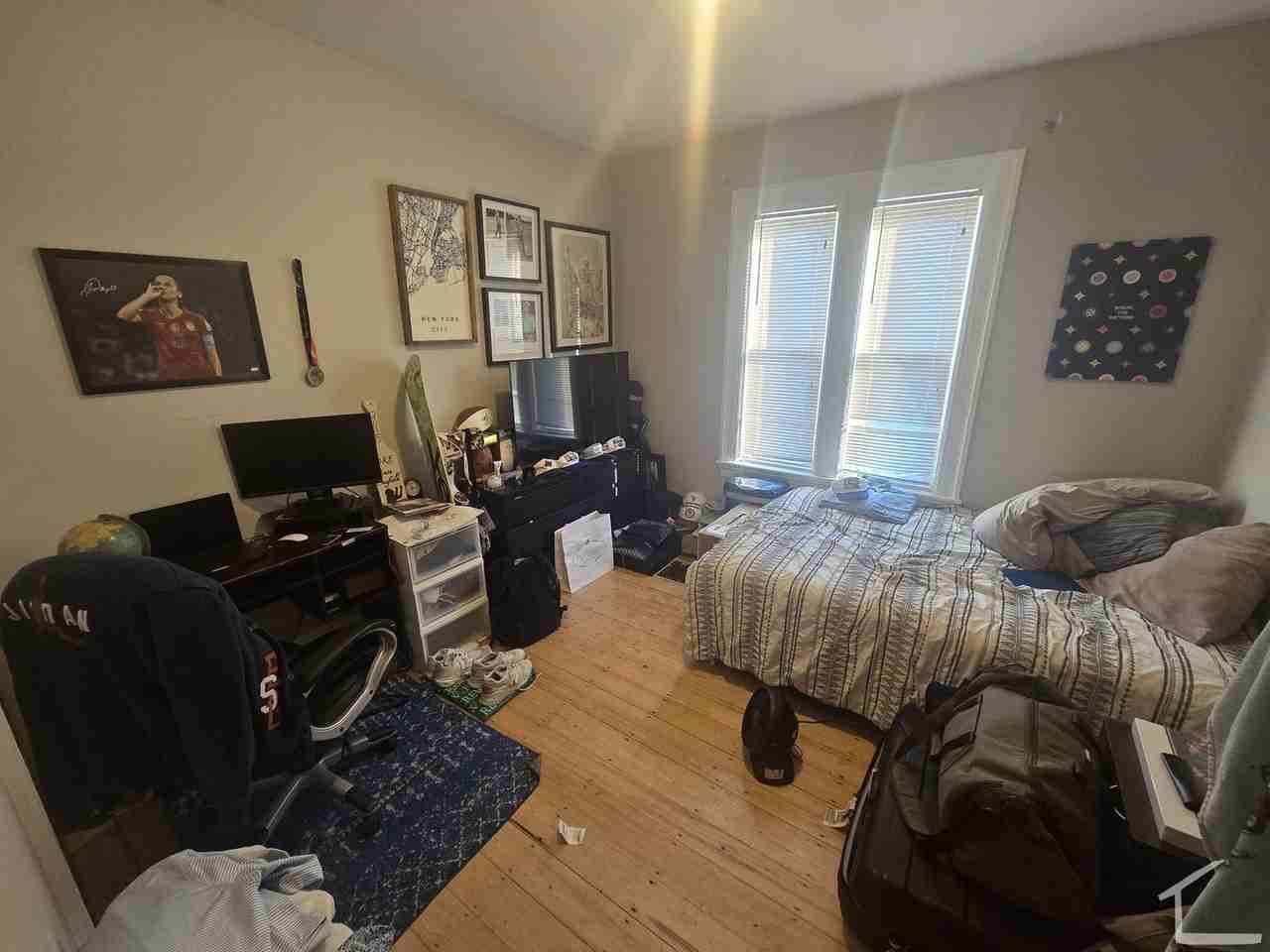 99 Summer St - Photo 4 of 6