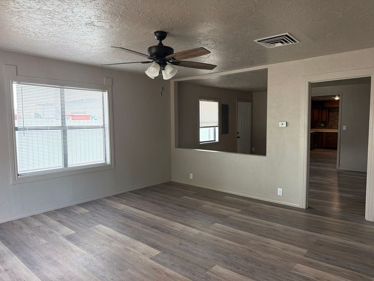 1809 E Grand Ave - Photo 3 of 16