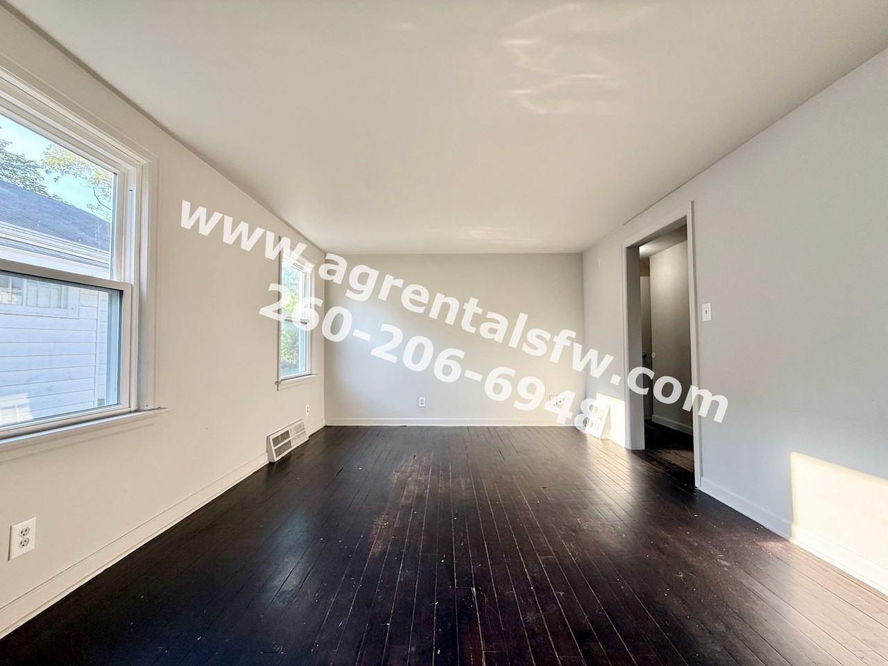 1912 Vance Ave - Photo 2 of 15