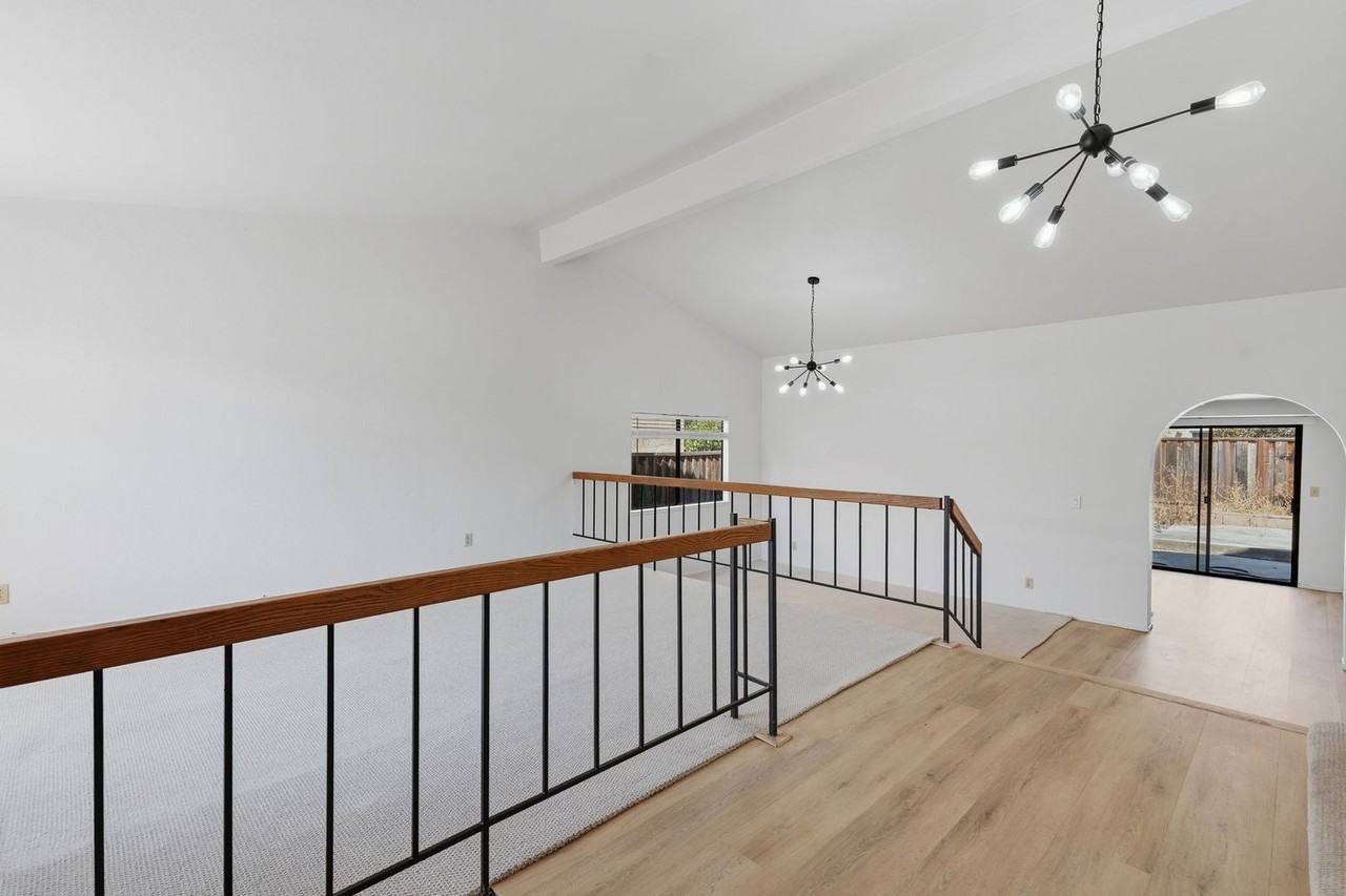 1387 Xavier Ave - Photo 2 of 32