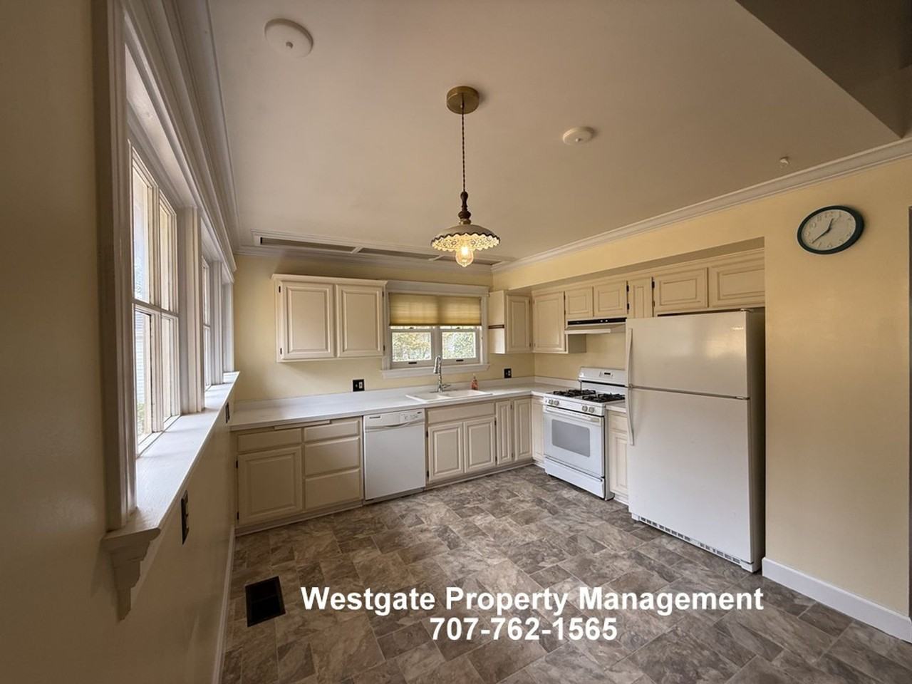 515 4th St - Photo 6 of 22